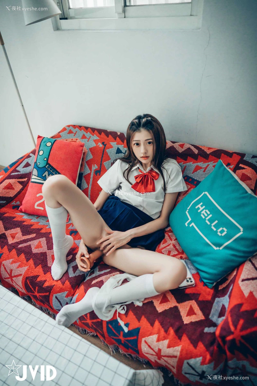 1P - 妍妍《抓到妹妹的把柄》