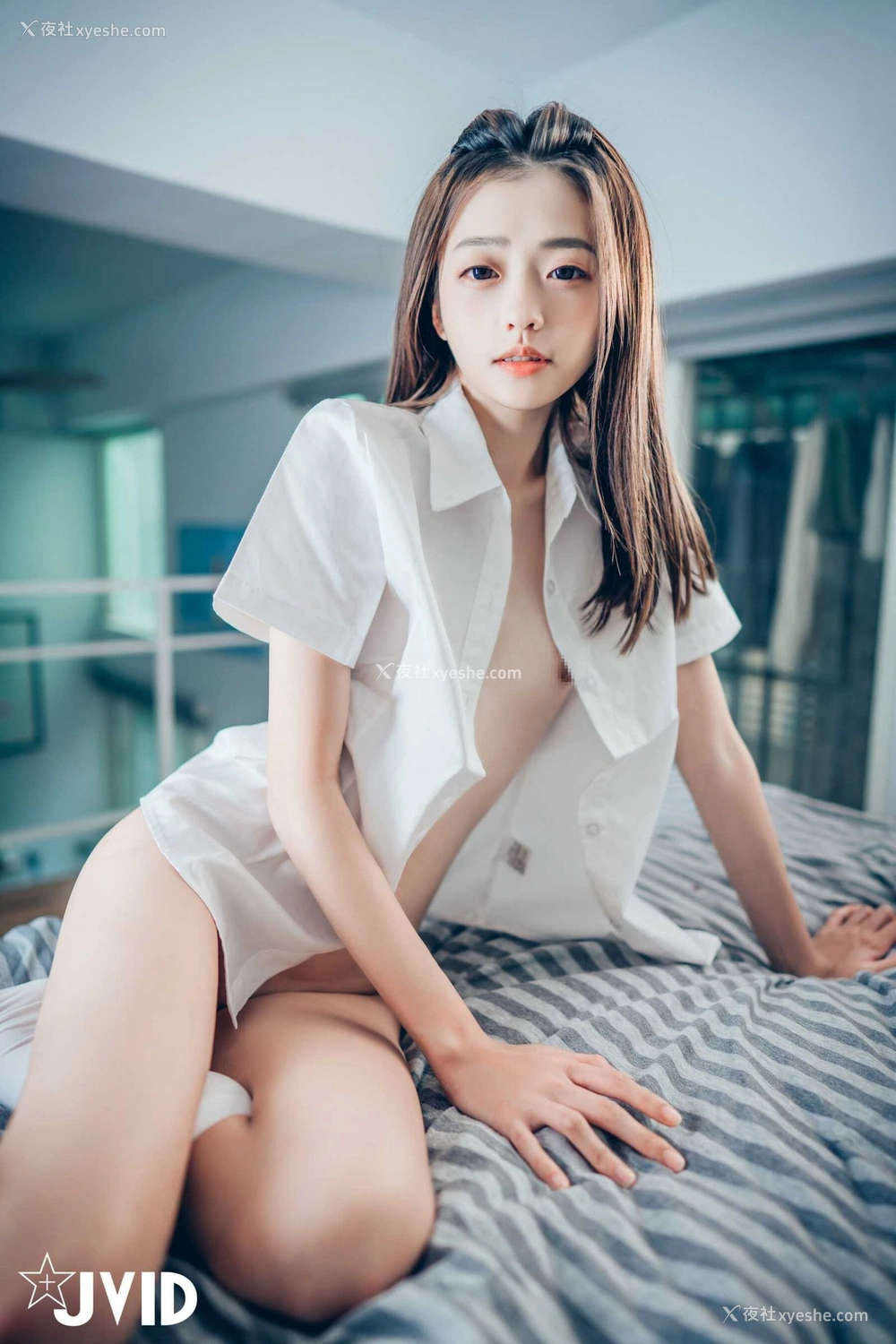 1P - 妍妍《抓到妹妹的把柄》
