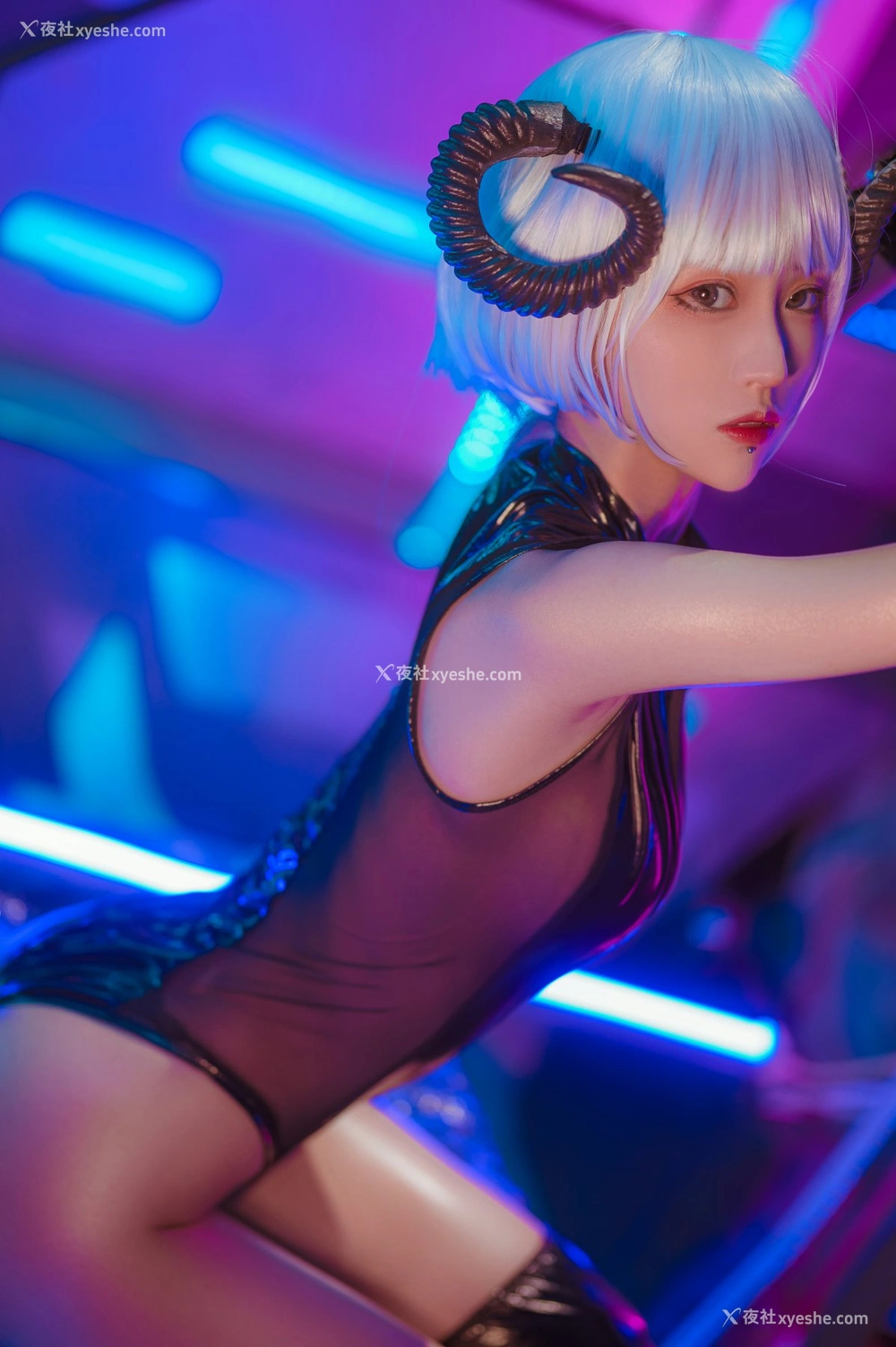 1P - 妹抖青 – 恶魔胶衣