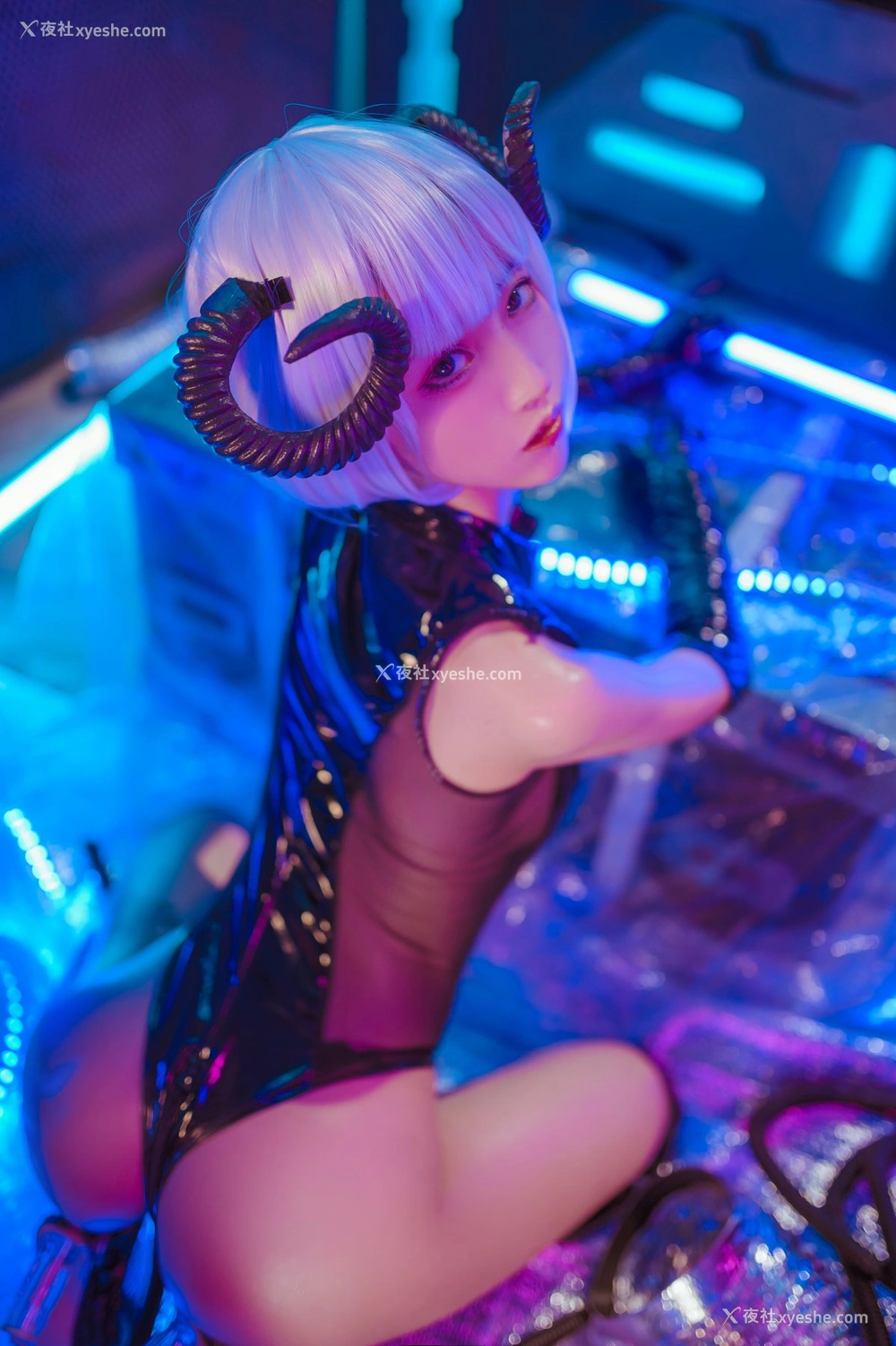 1P - 妹抖青 – 恶魔胶衣