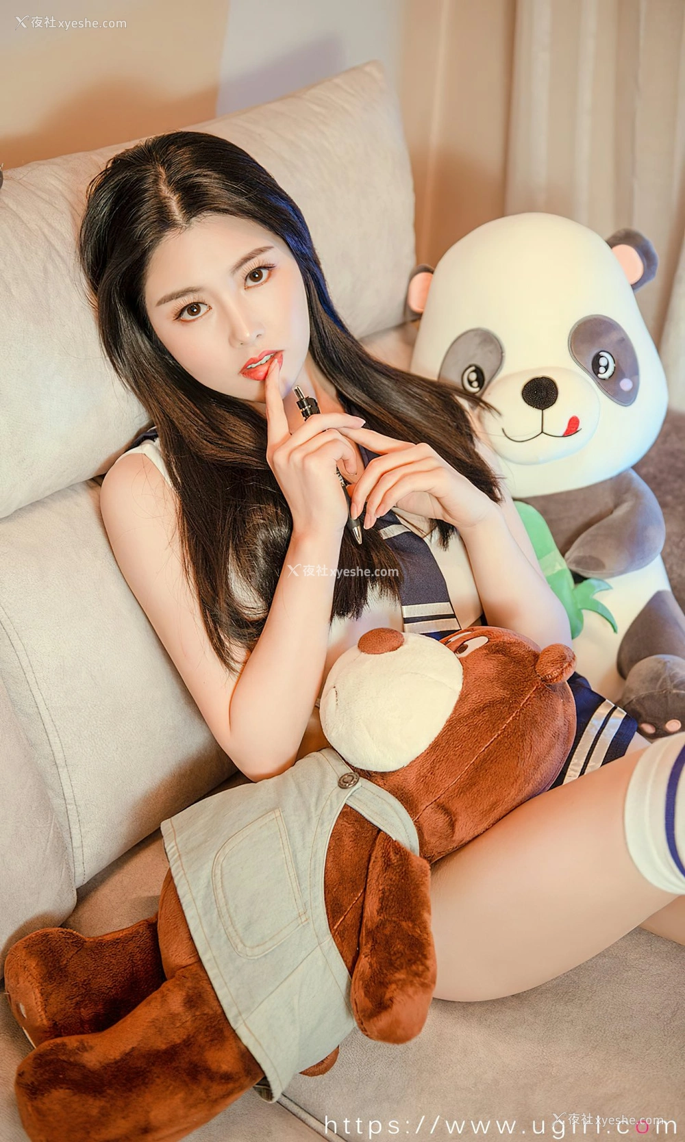 1P - [Ugirls尤果网]爱尤物专辑 No.2361 娜露 快乐软糖