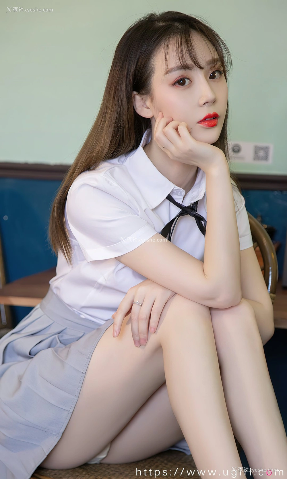 1P - [Ugirls尤果网]爱尤物专辑 No.2381 徐肉肉 少女甜