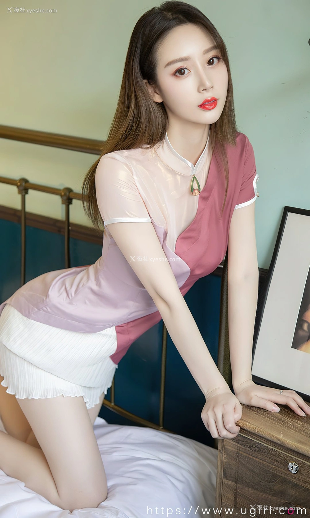1P - [Ugirls尤果网]爱尤物专辑 No.2381 徐肉肉 少女甜