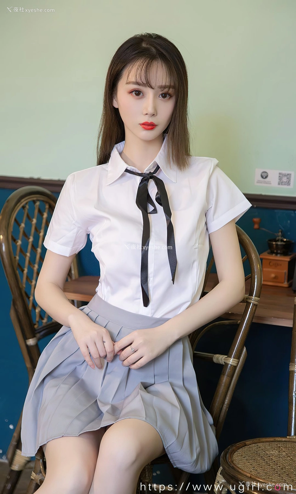 1P - [Ugirls尤果网]爱尤物专辑 No.2381 徐肉肉 少女甜