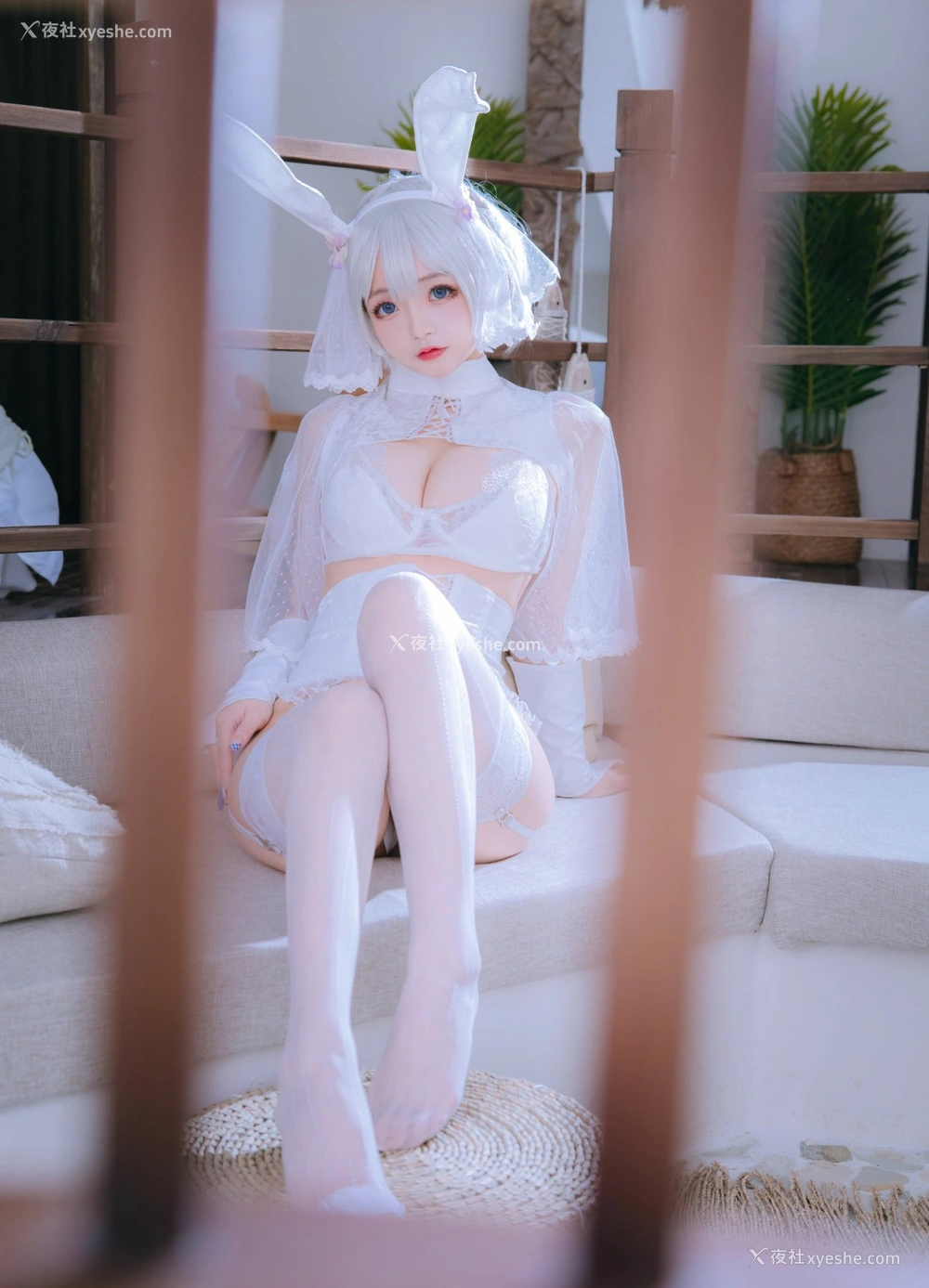 1P - [Cosplay]日奈娇 – 小白兔