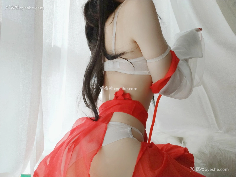 1P - 小仓千代w – 巫女DLC