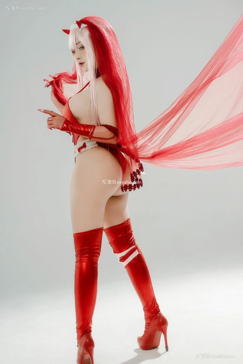 1P - Sayo Momo – Zero Two Wedding Dress