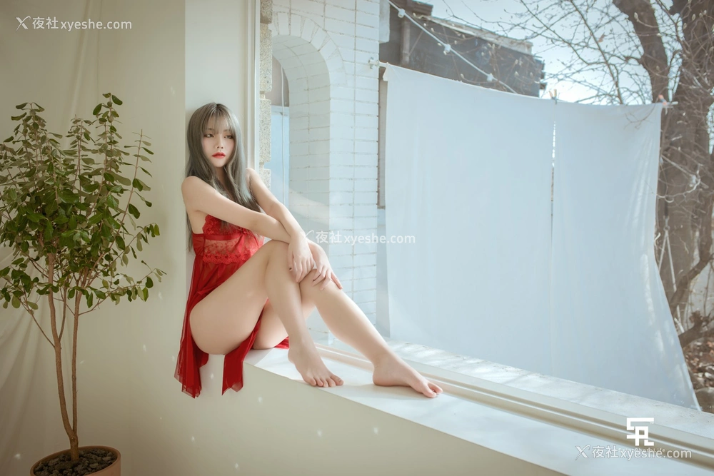 1P - [SaintPhotoLife] Yuna – Growing Up