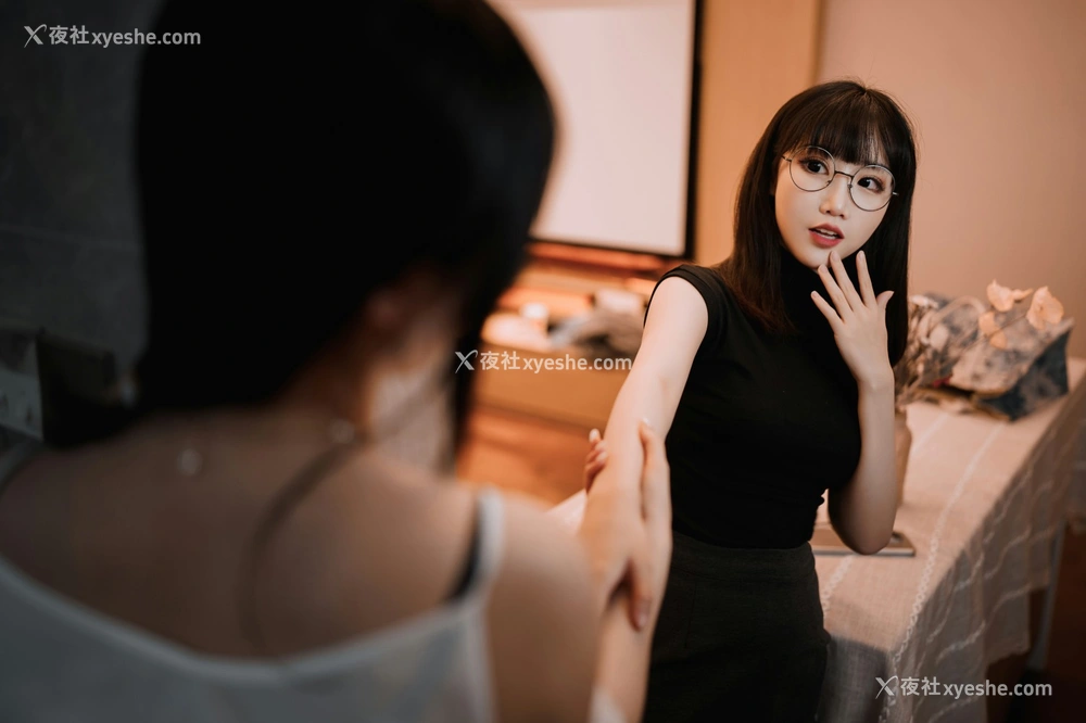 1P - rioko凉凉子&面饼仙儿 – OL百合篇