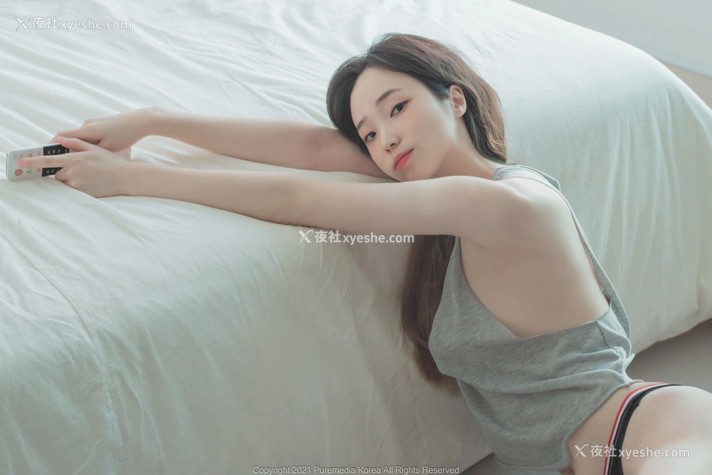1P - [PURE MEDIA] Vol.164 – Bambi