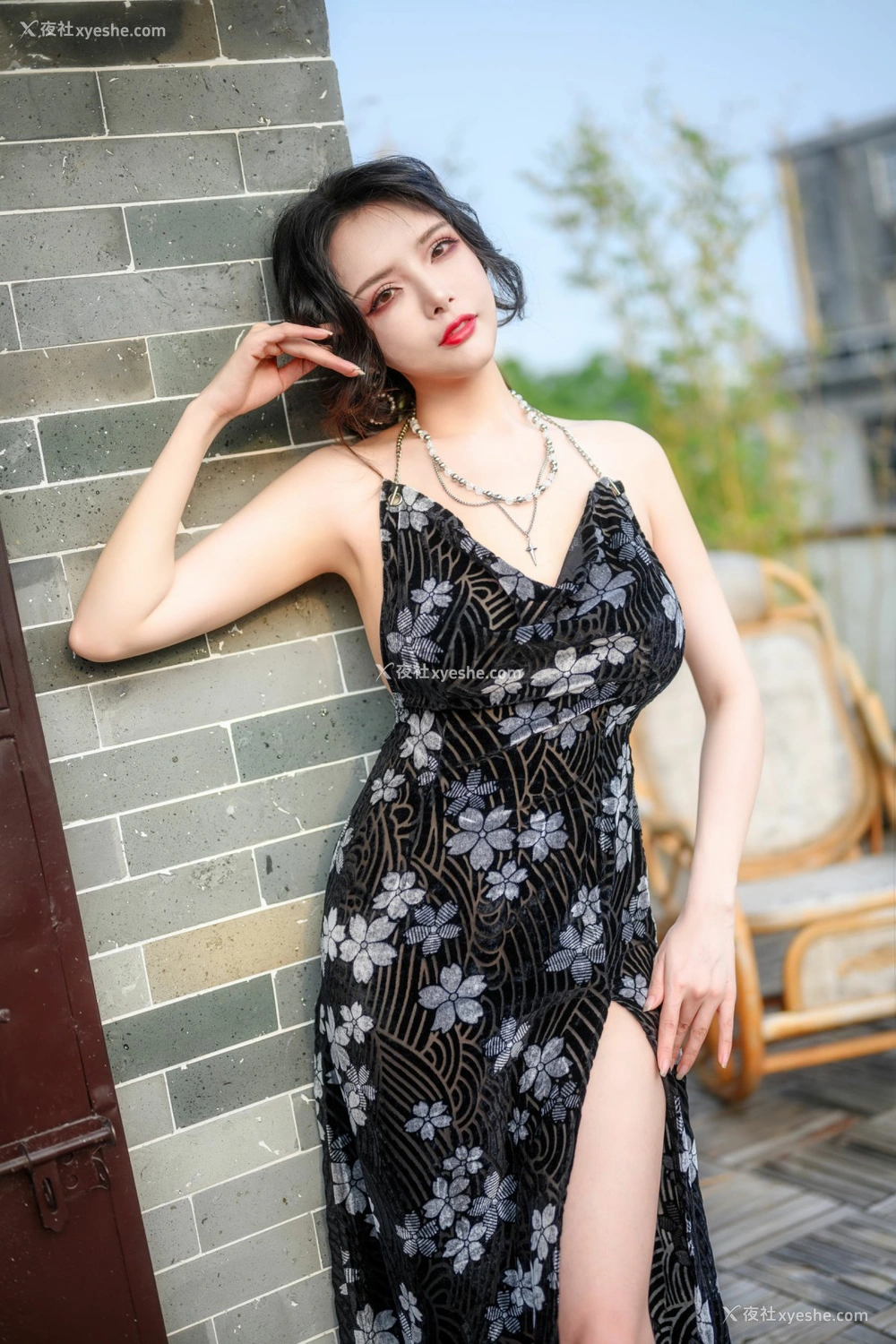 1P - 秋和柯基(夏小秋秋秋) – 秋影