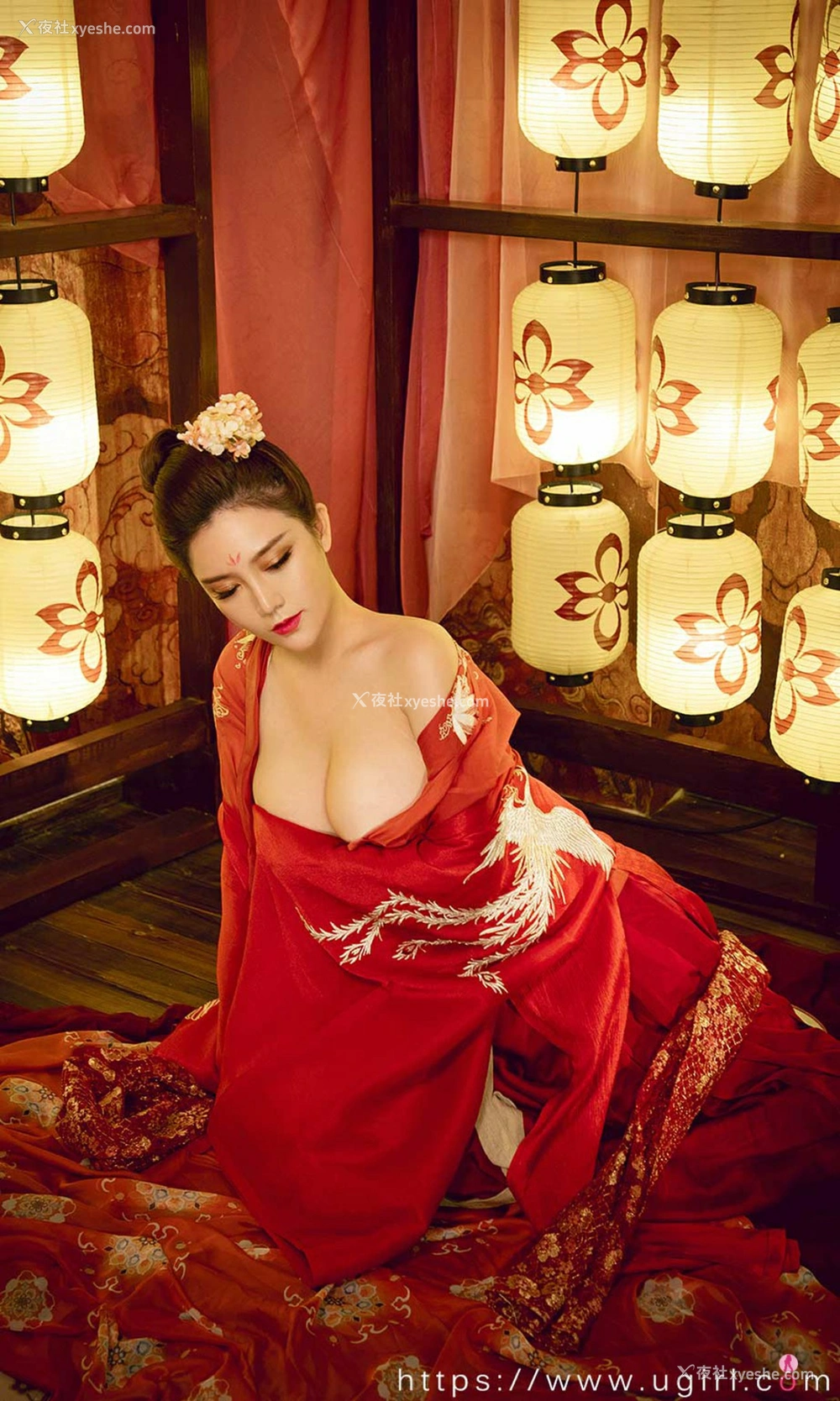 1P - [Ugirls尤果网]爱尤物专辑 No.2010 金梓琳 华灯初上夜会霓裳