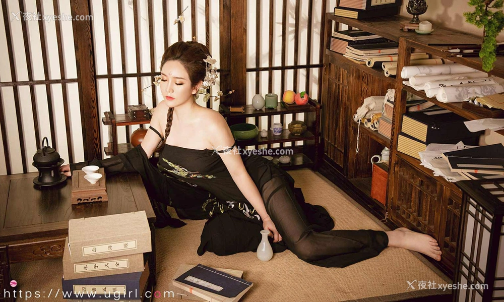 1P - [Ugirls尤果网]爱尤物专辑 No.2010 金梓琳 华灯初上夜会霓裳