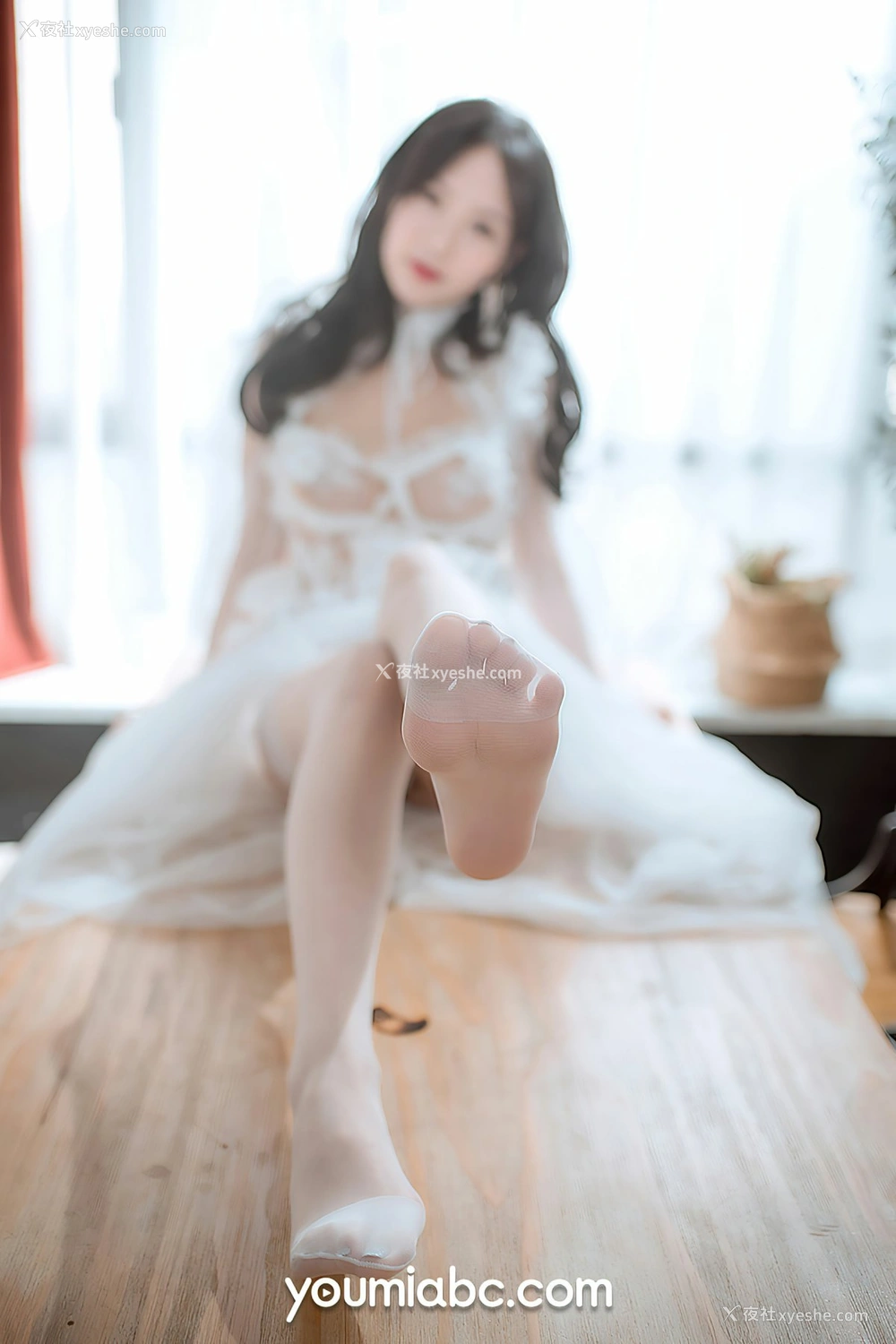 1P - [尤蜜YouMiabc] 抖娘利世 花嫁女郎