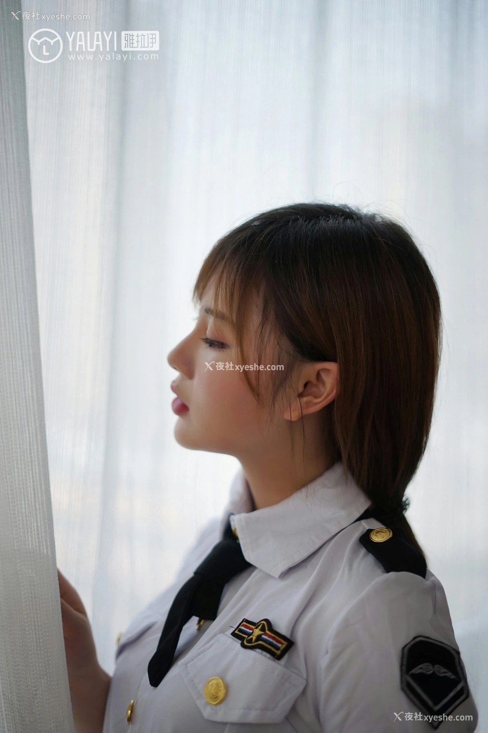 1P - [YALAYI雅拉伊] NO.002 妮妮的黑丝诱惑 艾妮妮