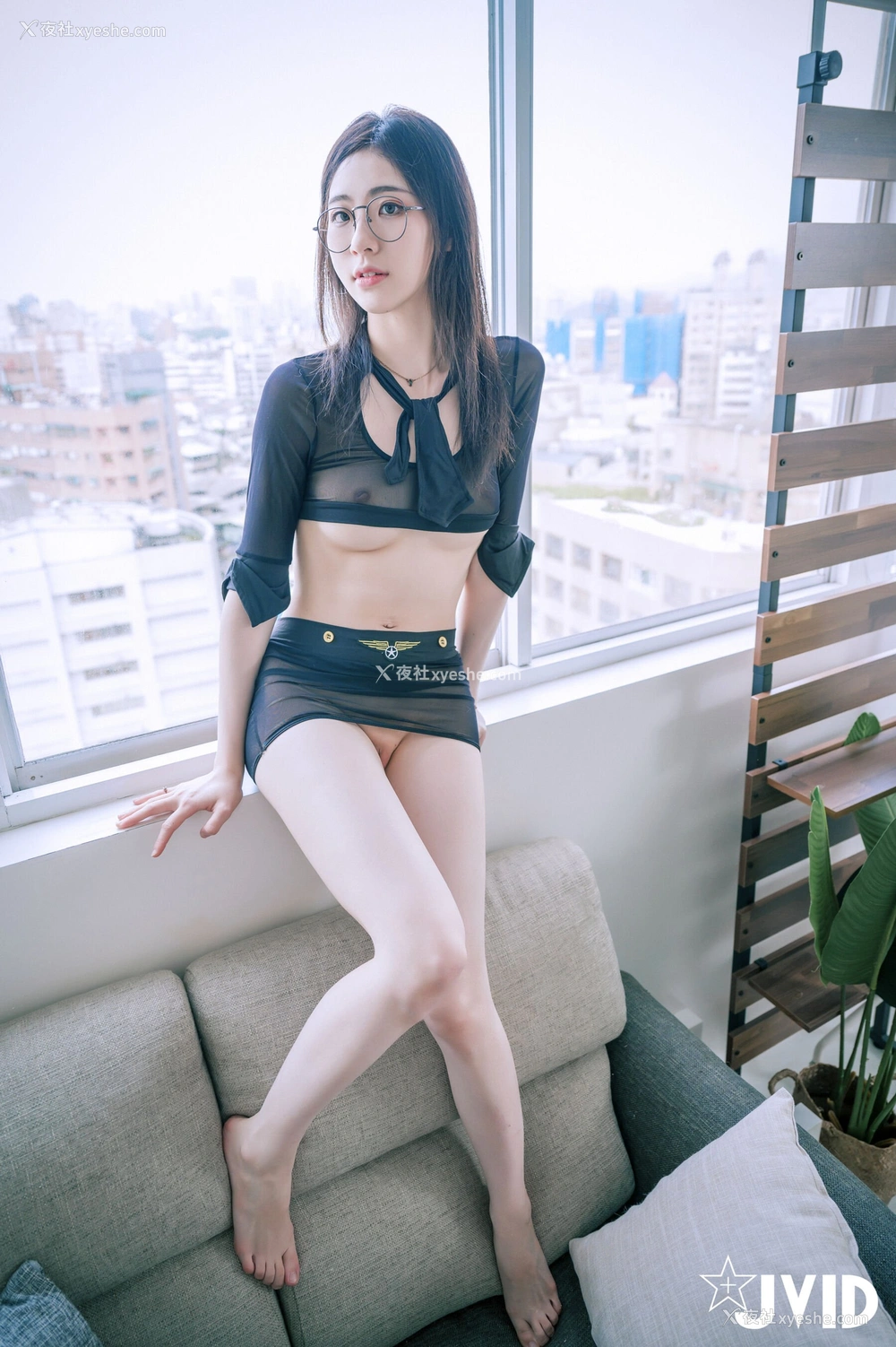 1P - 阿黎《性感暗黑空姐》