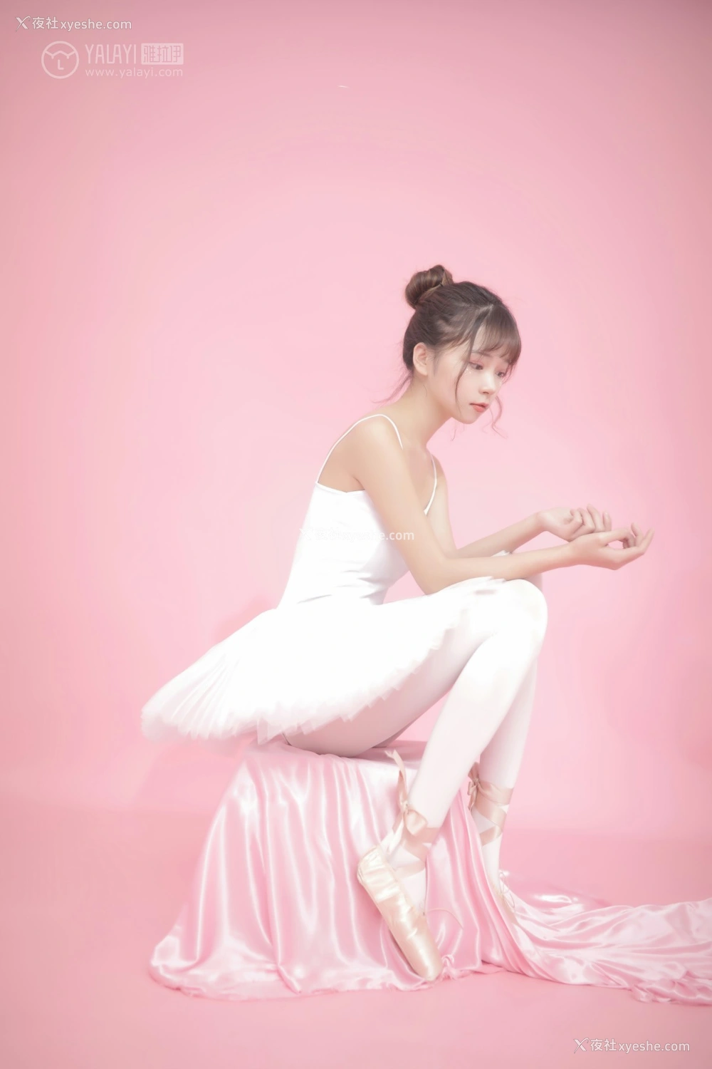 1P - [YALAYI雅拉伊] Y303 花儿《花仙》