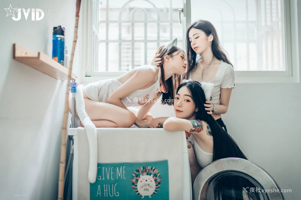 1P - 辰辰×飘飘×妍妍《她和她的两只猫咪》