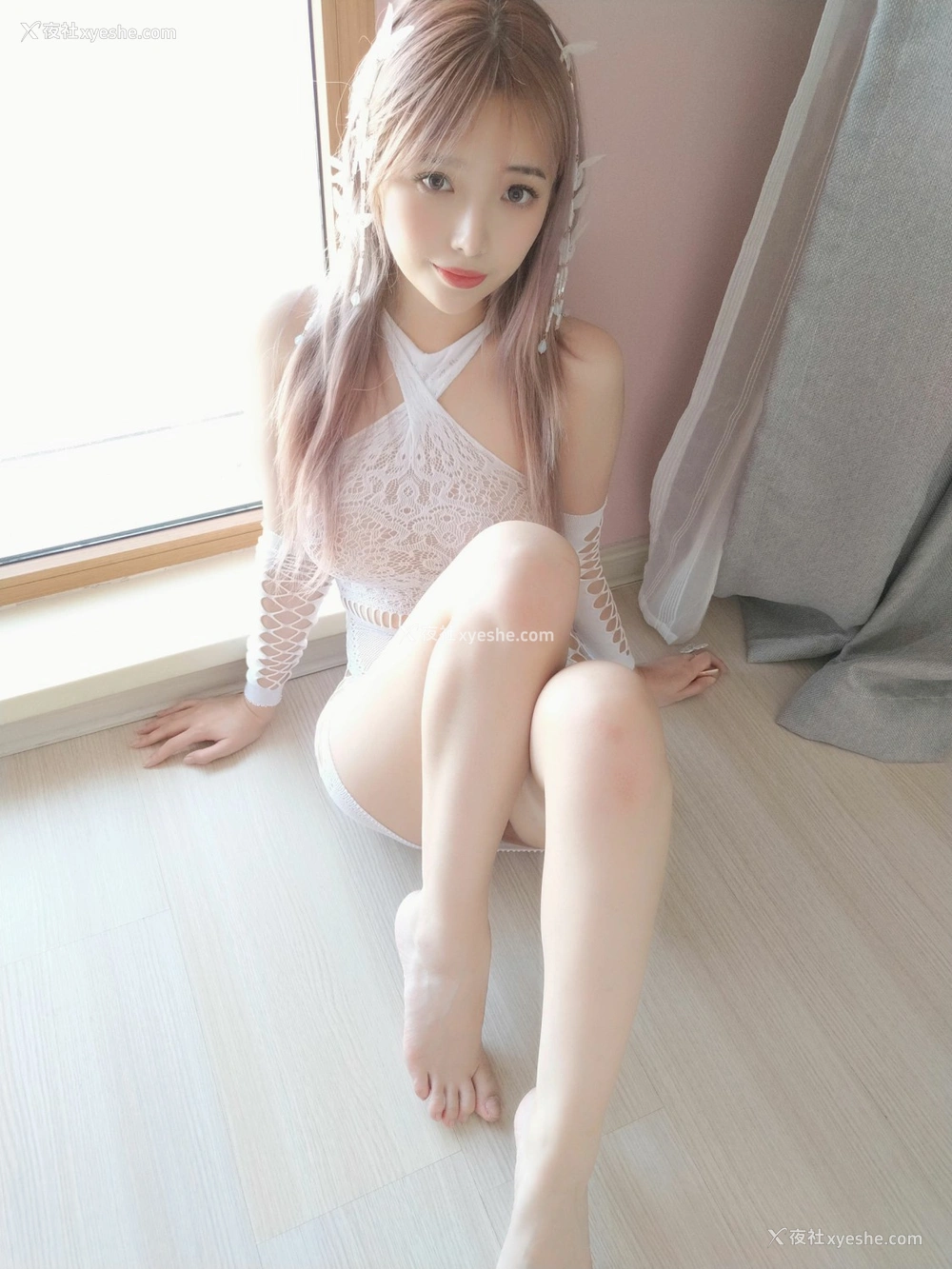 1P - 雯妹不讲道理 – 白色蝴蝶