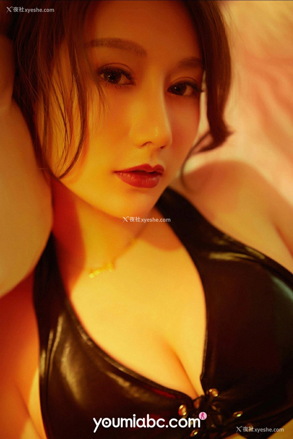 1P - [YouMi尤蜜] 苏小曼 捆缚の爱欲