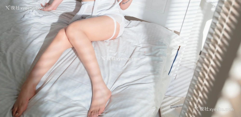 1P - 蜜蜜子Kimmie – 季秋之梦