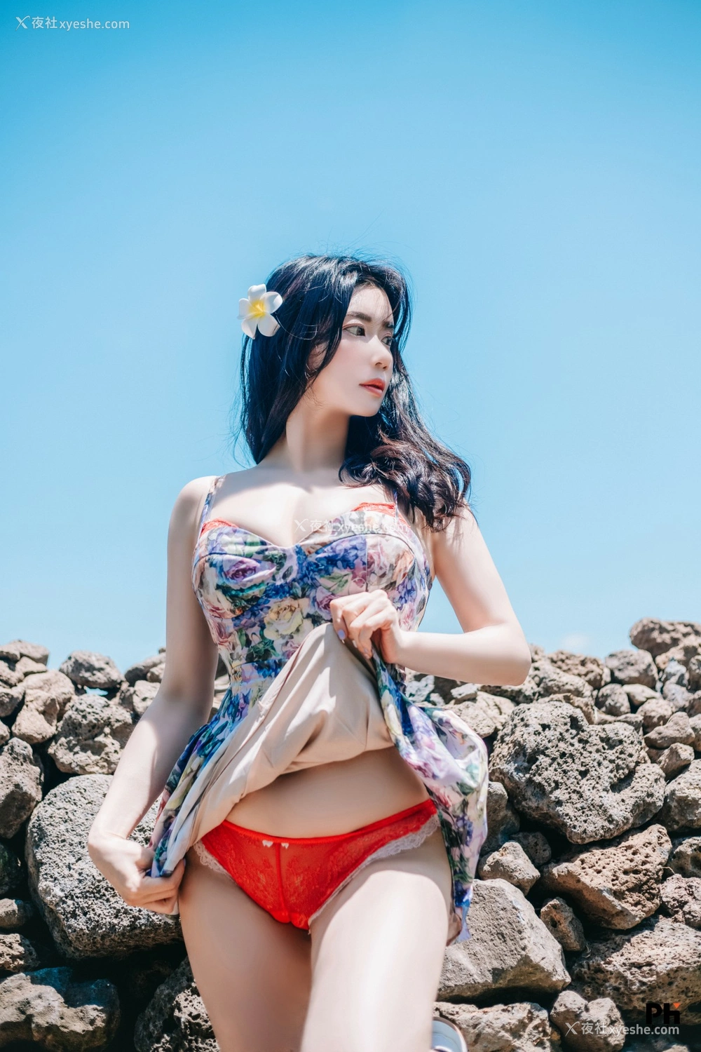 1P - Paranhosu – Sia_S22 Photo Book Vol.8 – Adorable Sia