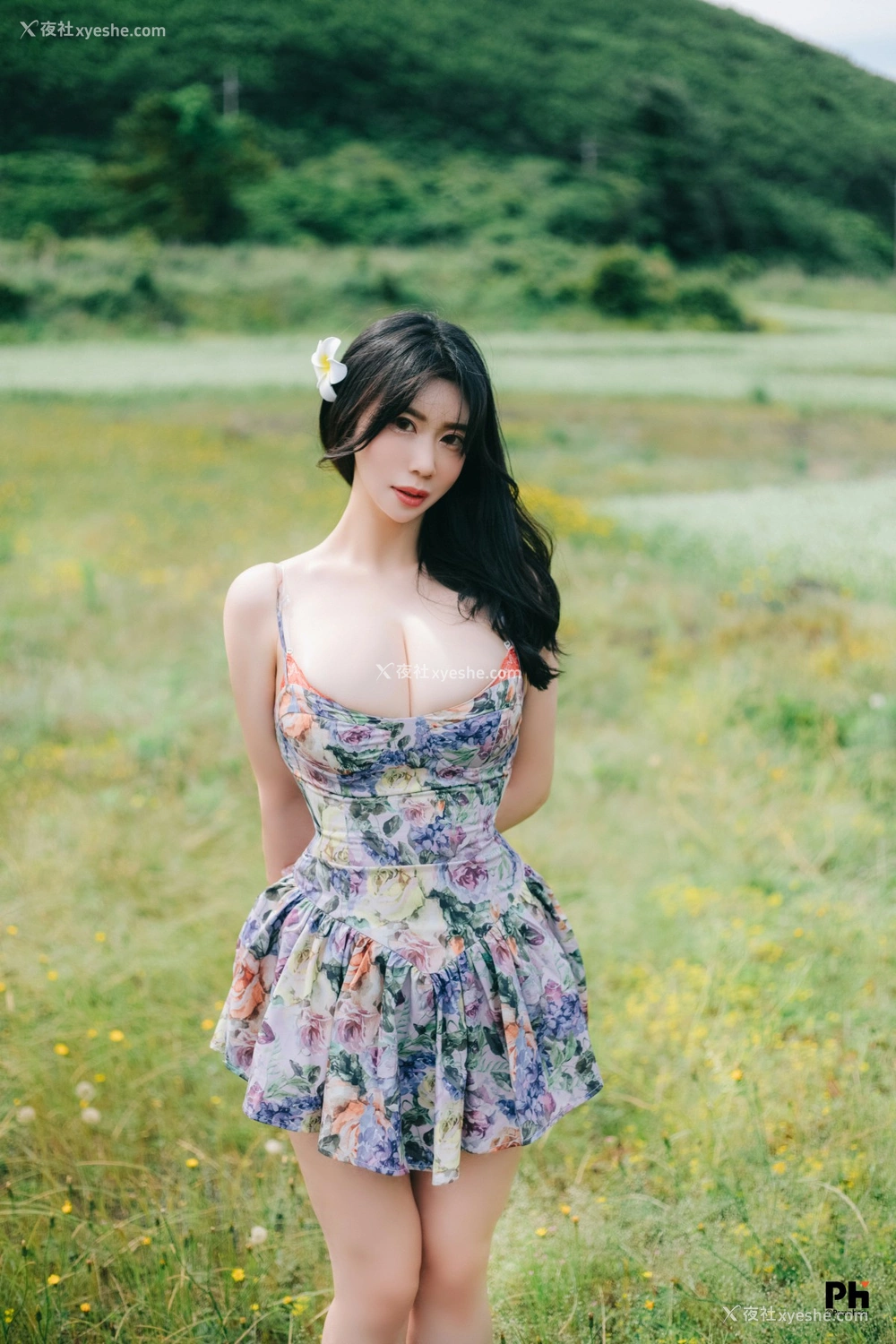 1P - Paranhosu – Sia_S22 Photo Book Vol.8 – Adorable Sia