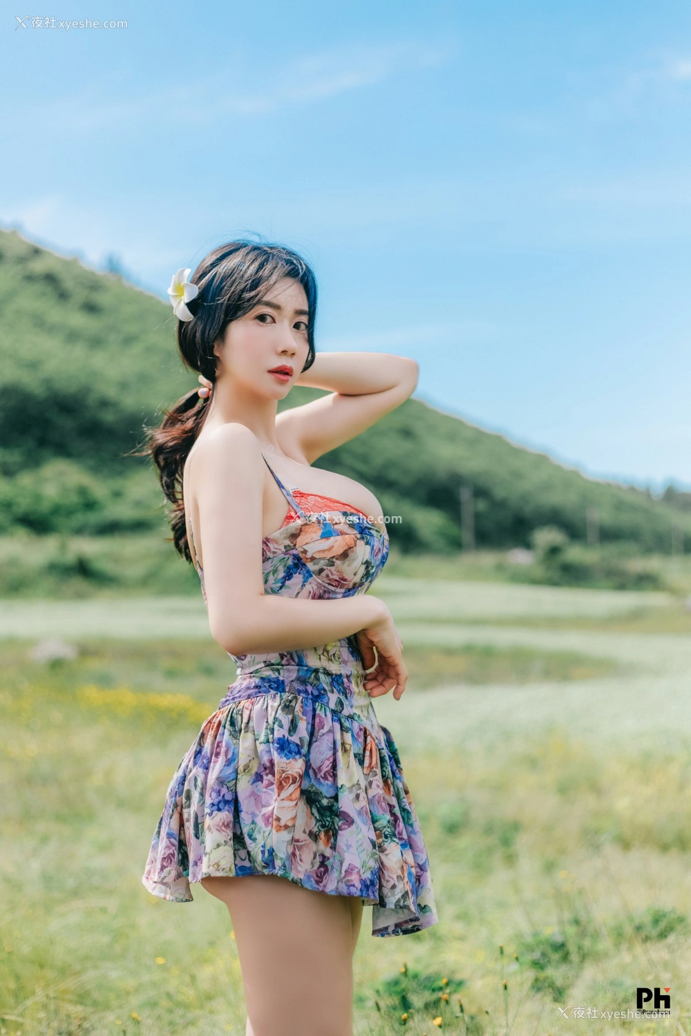 1P - Paranhosu – Sia_S22 Photo Book Vol.8 – Adorable Sia