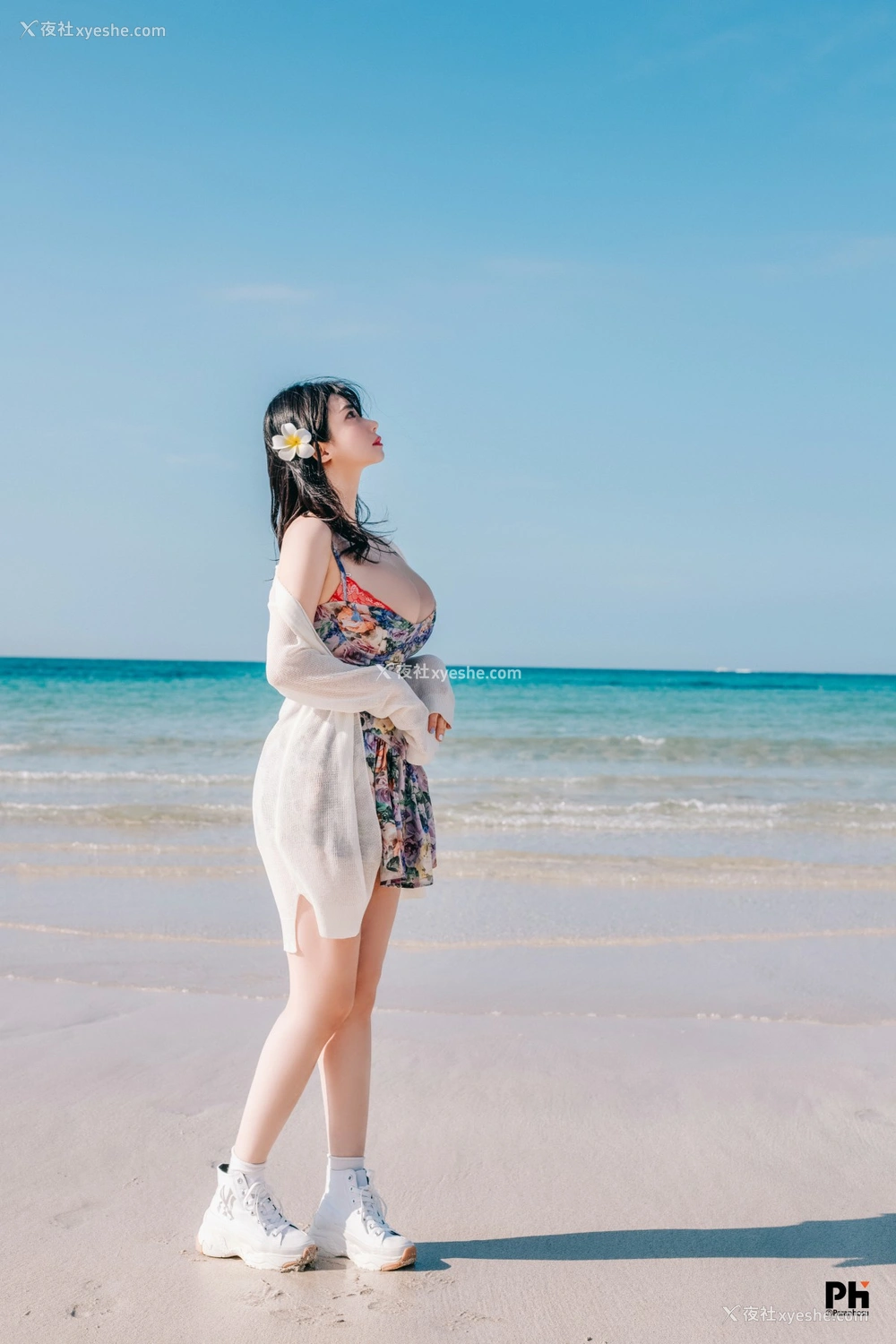 1P - Paranhosu – Sia_S22 Photo Book Vol.8 – Adorable Sia
