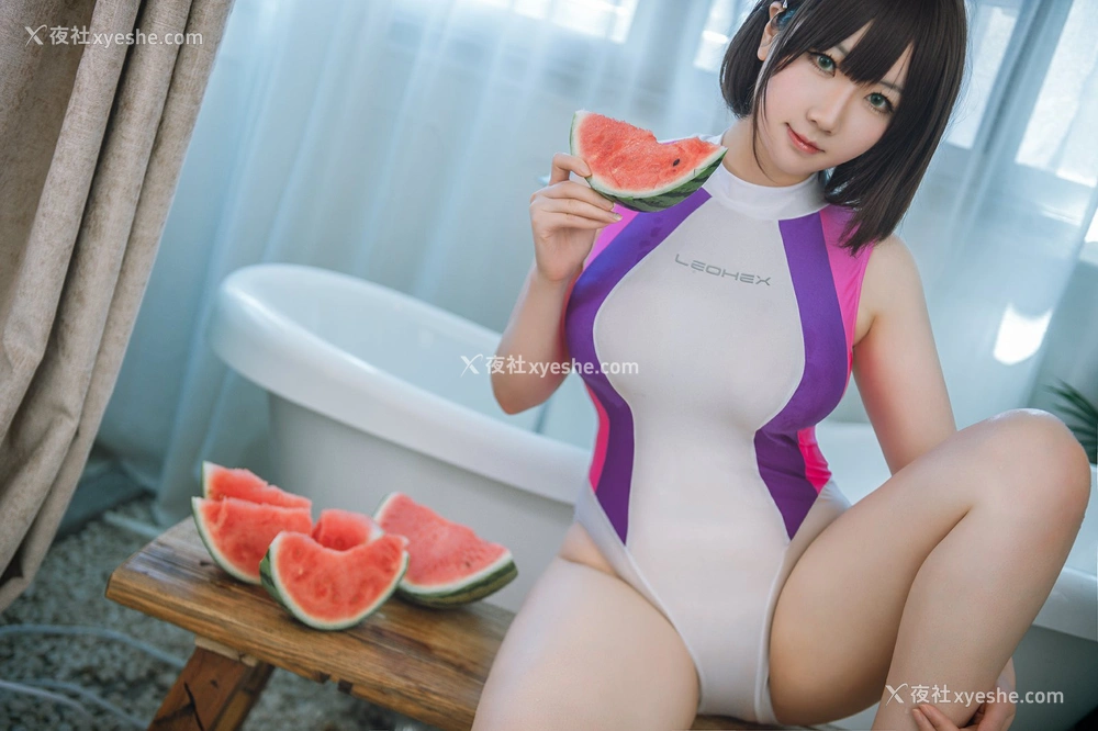 1P - 是本末末 – 竞泳水着