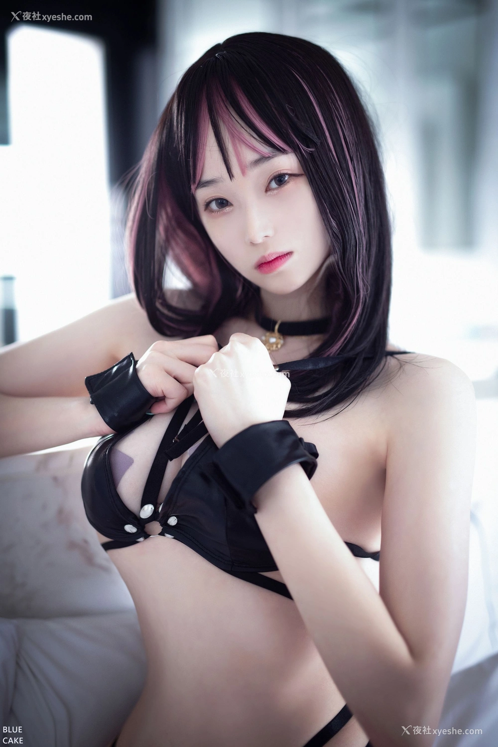 1P - [BLUECAKE] Bambi – Pretty savage