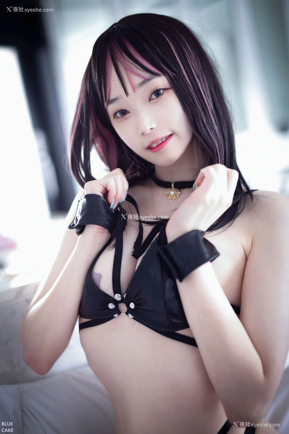 1P - [BLUECAKE] Bambi – Pretty savage