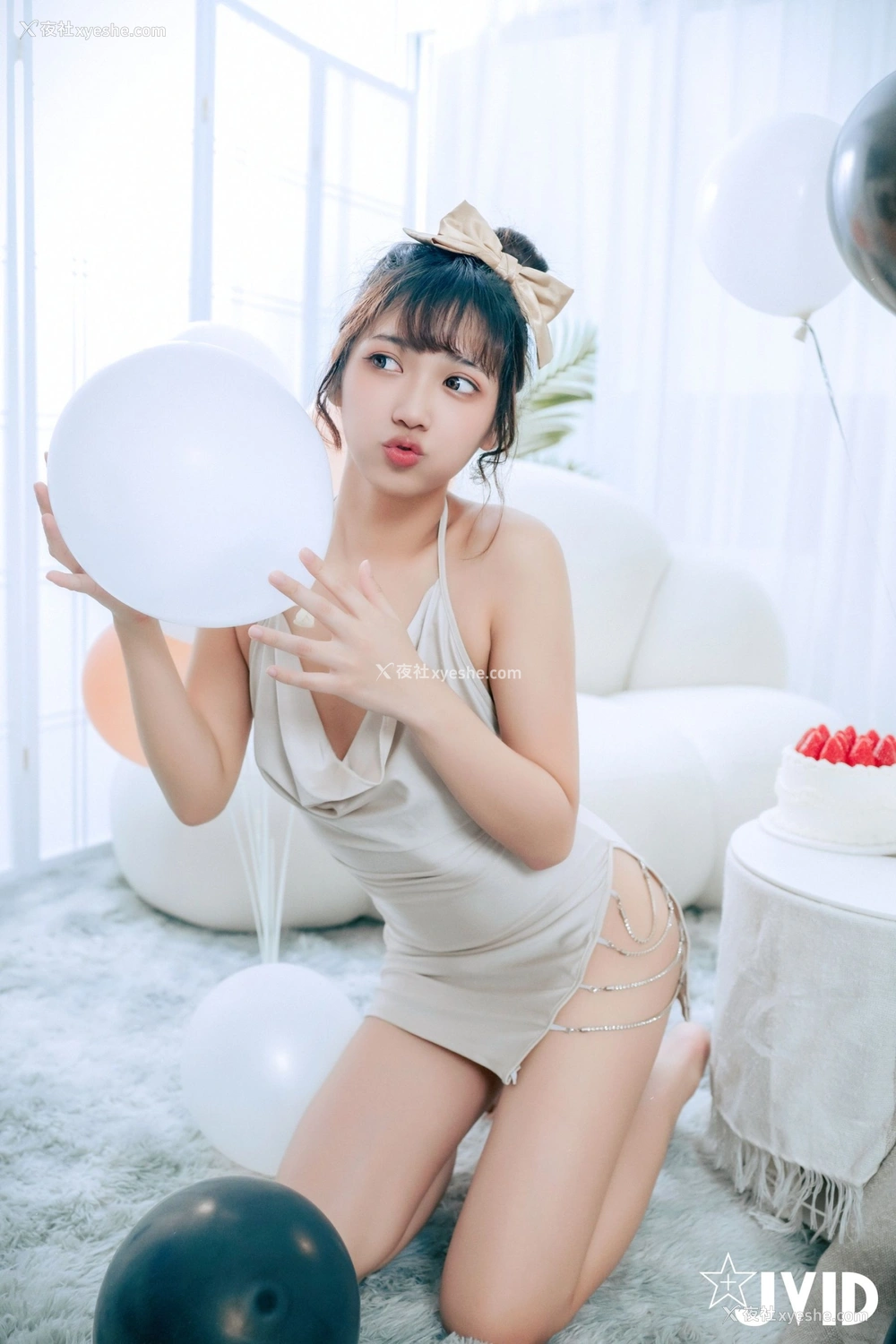 1P - 井野奈&肉包《色欲融合の闺蜜庆生派对》