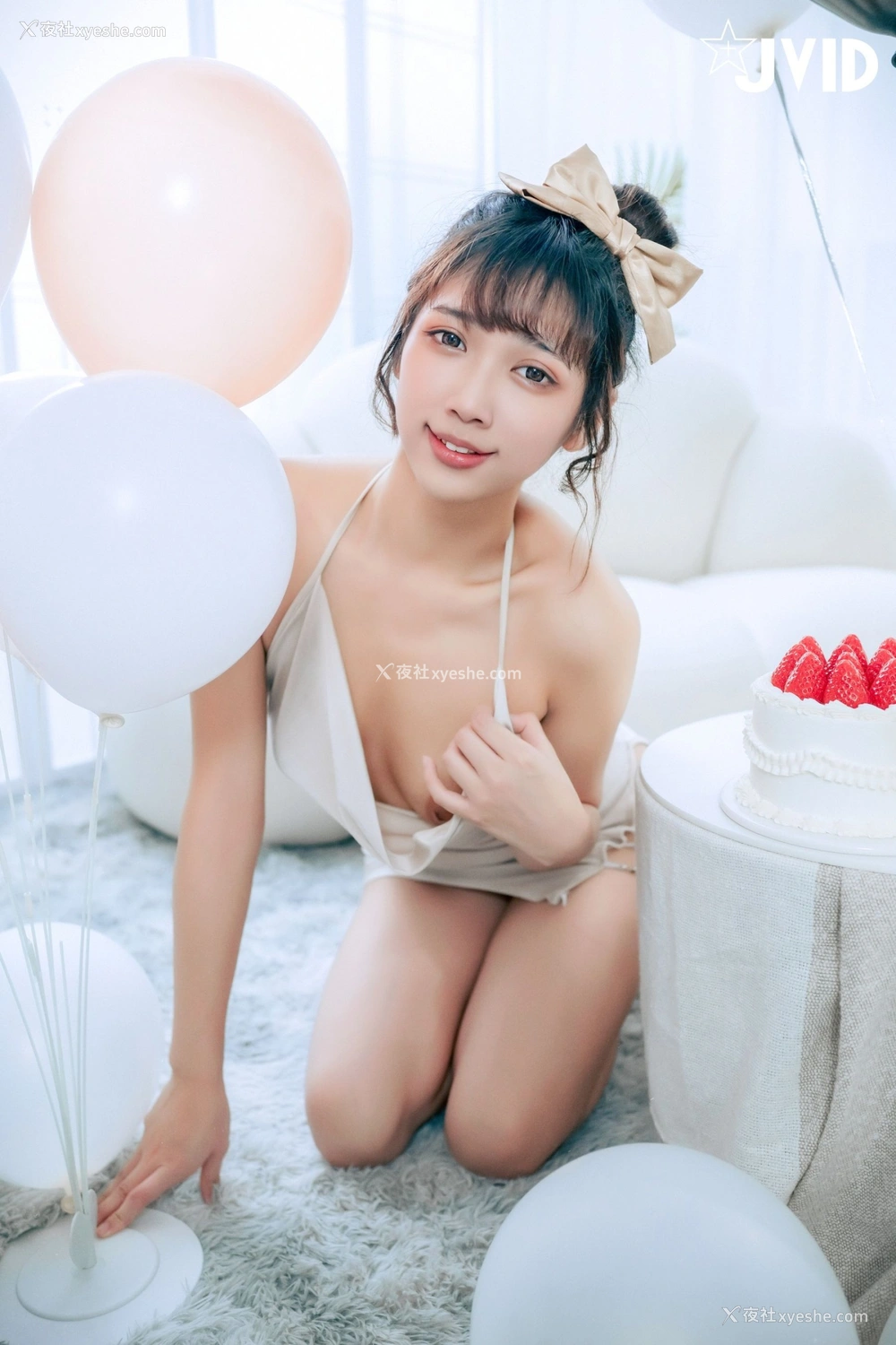 1P - 井野奈&肉包《色欲融合の闺蜜庆生派对》