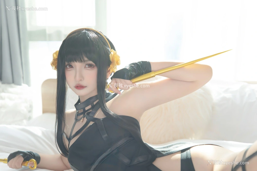 1P - 神楽坂真冬 – 约尔太太