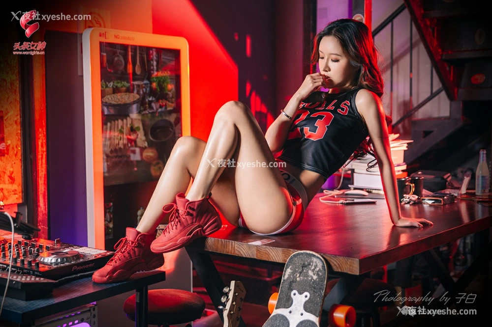 1P - [TouTiao头条女神] JennyR 辣姐DJ