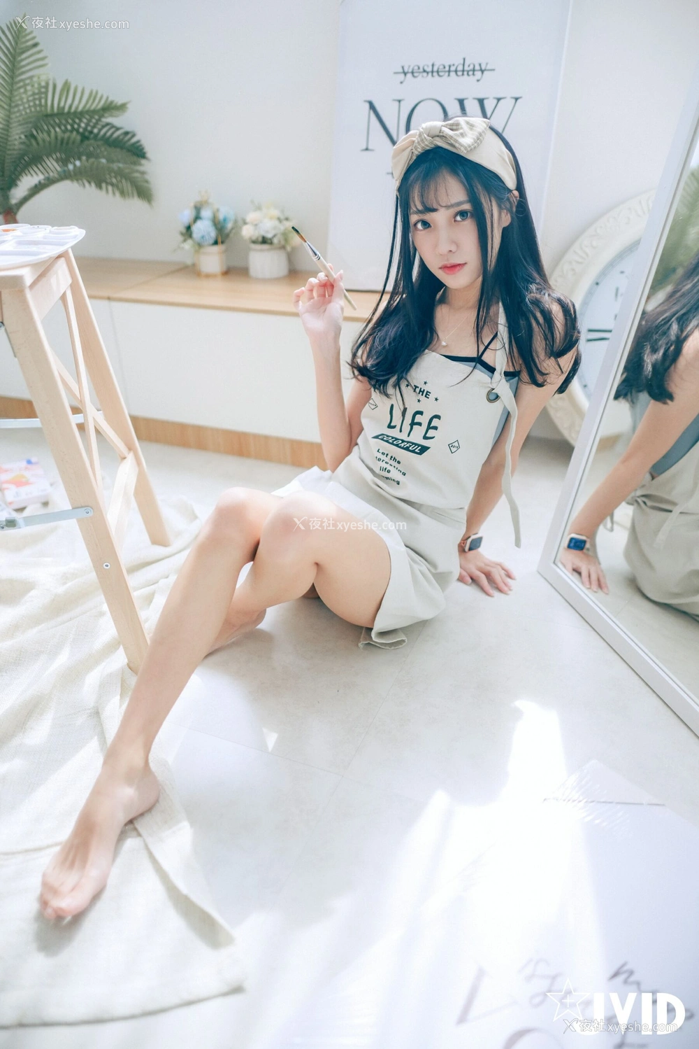 1P - 妍妍《裸体“插”画家》