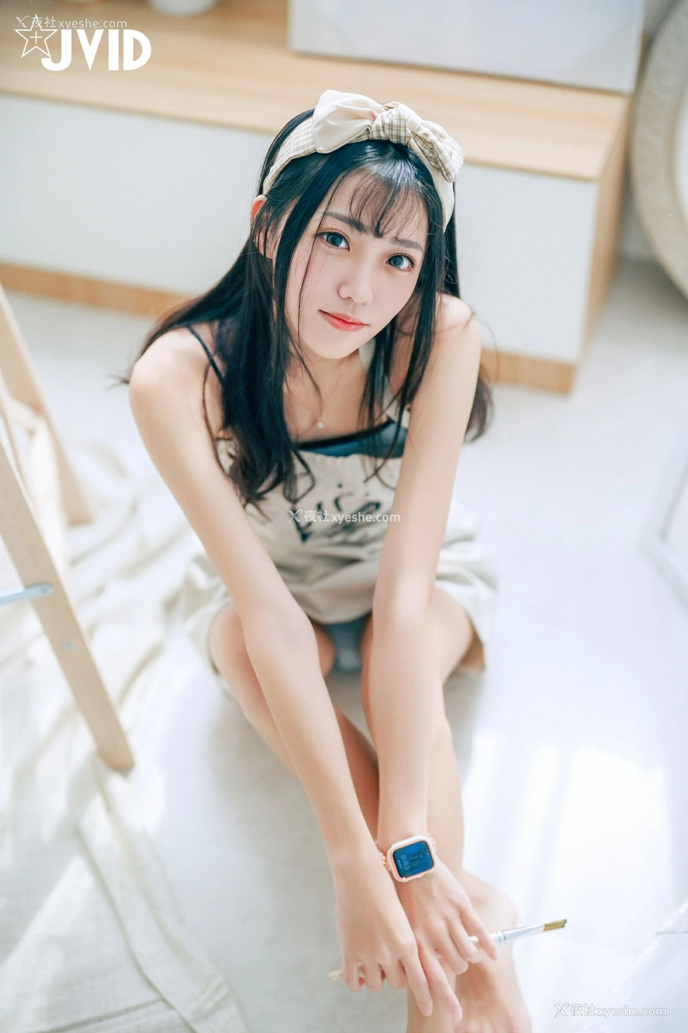 1P - 妍妍《裸体“插”画家》