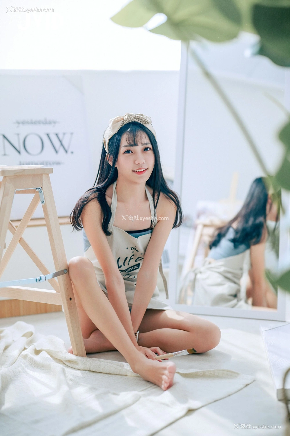 1P - 妍妍《裸体“插”画家》