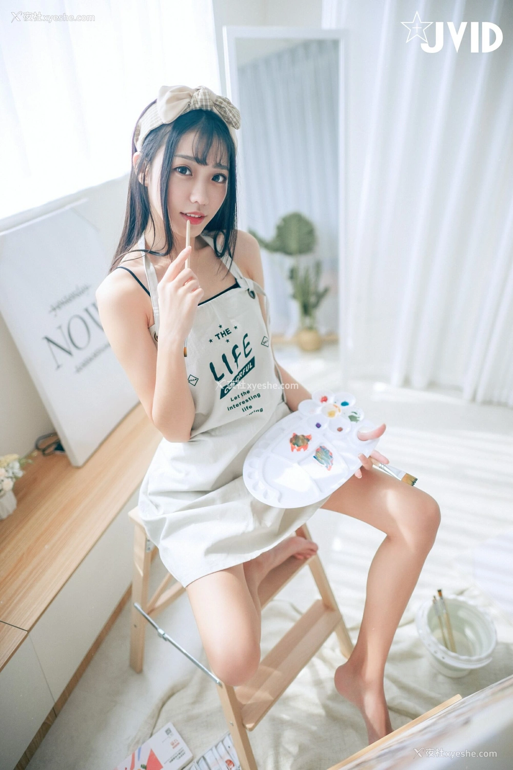 1P - 妍妍《裸体“插”画家》