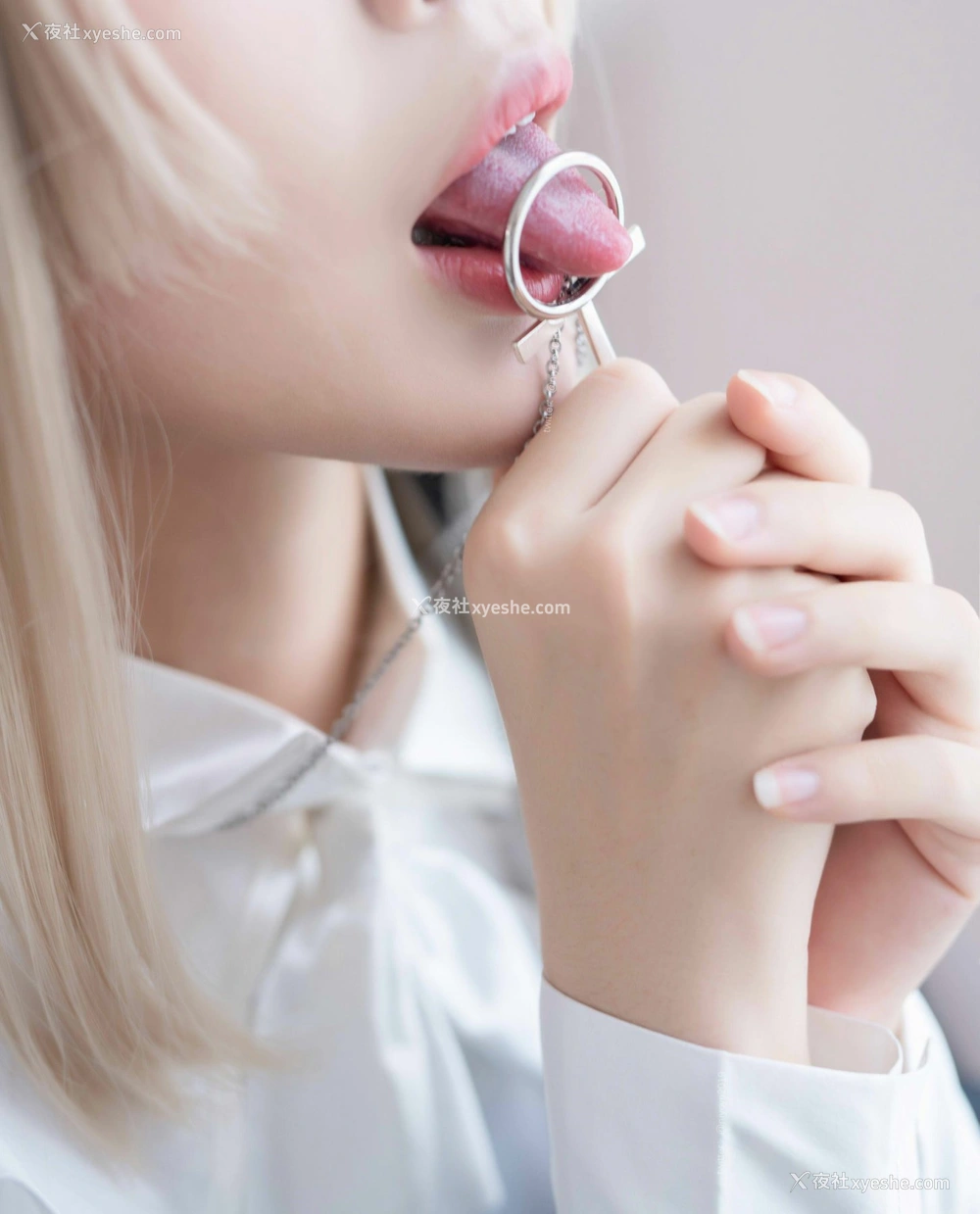 1P - 白烨 – 禁x欲修女