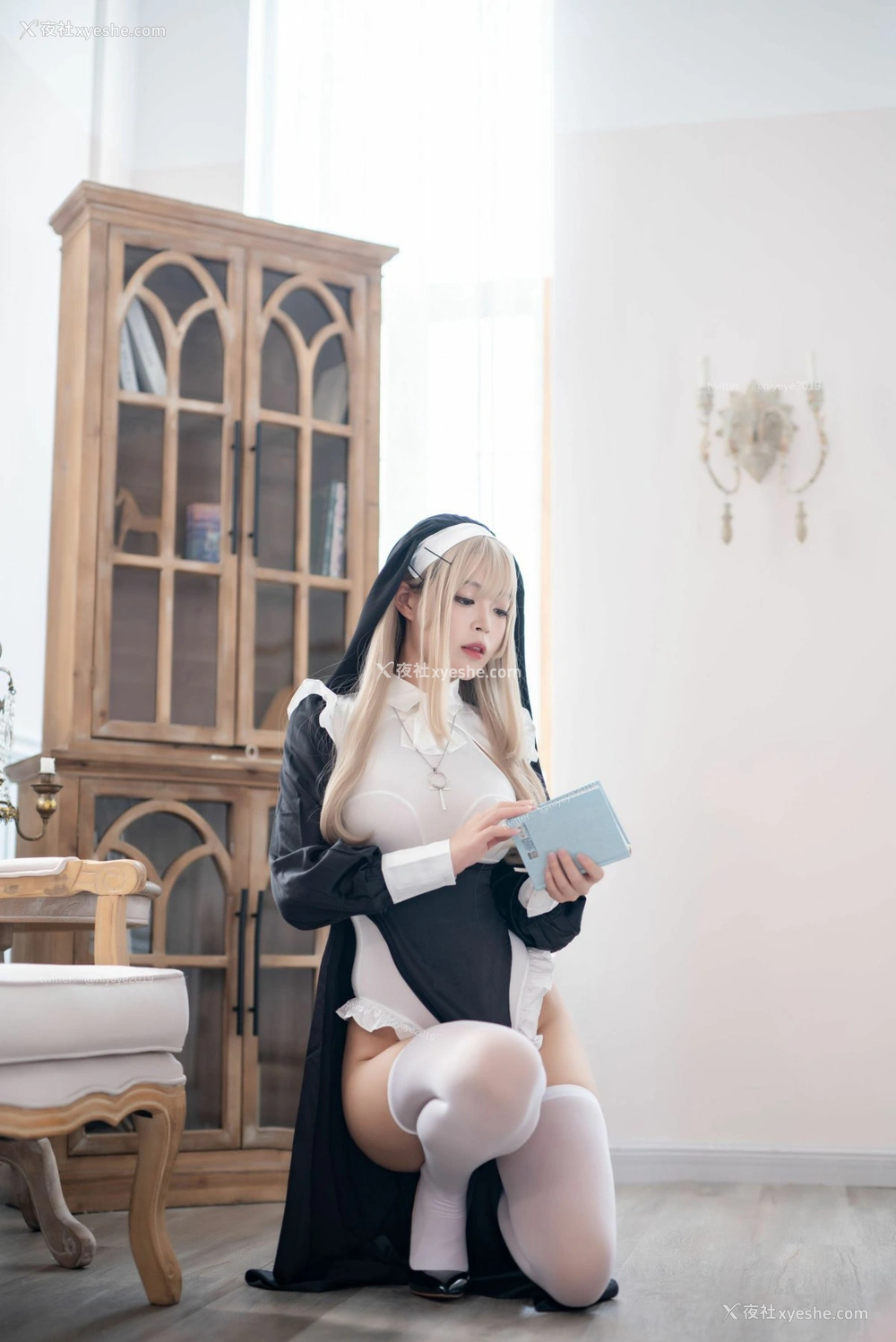 1P - 白烨 – 禁x欲修女