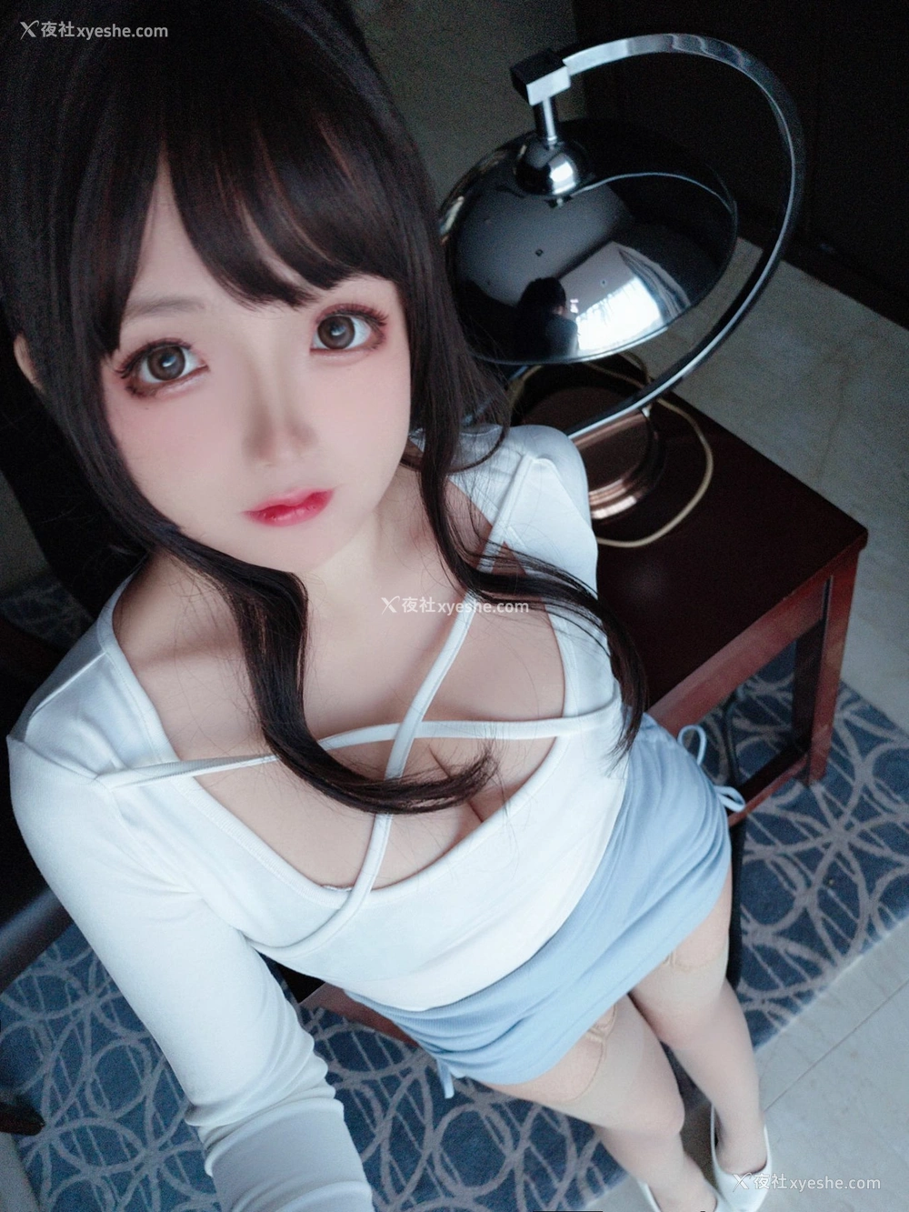 1P - 日奈娇 – 包臀裙秘书