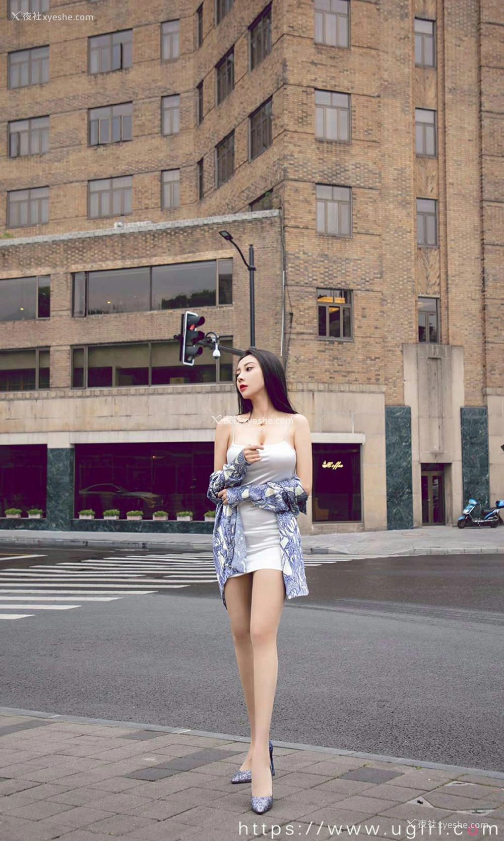 1P - [Ugirls尤果网]爱尤物 No.1888 果儿Victoria 精致的迷人精