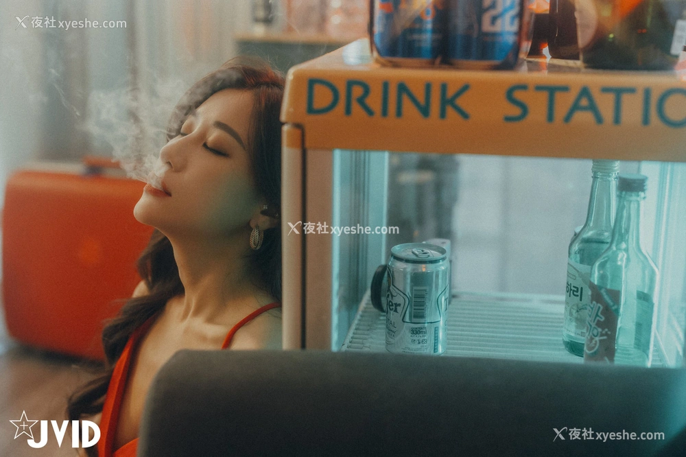 1P - Lara《激情邂逅》