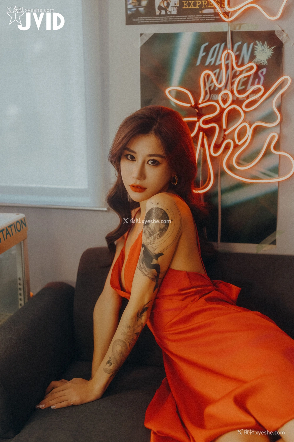 1P - Lara《激情邂逅》