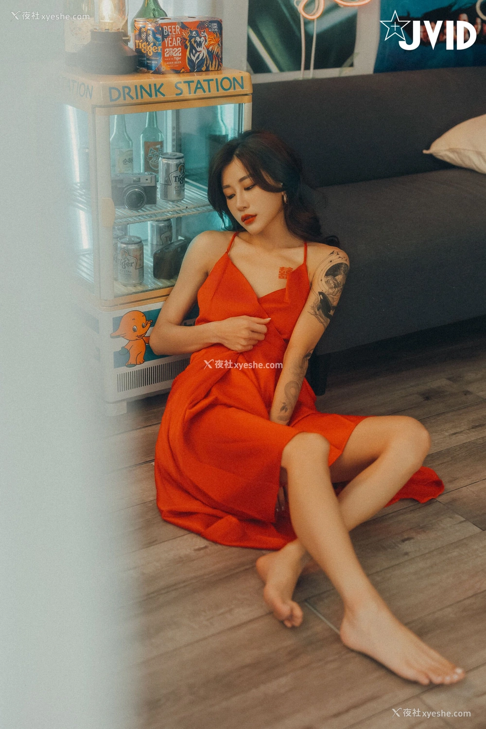 1P - Lara《激情邂逅》