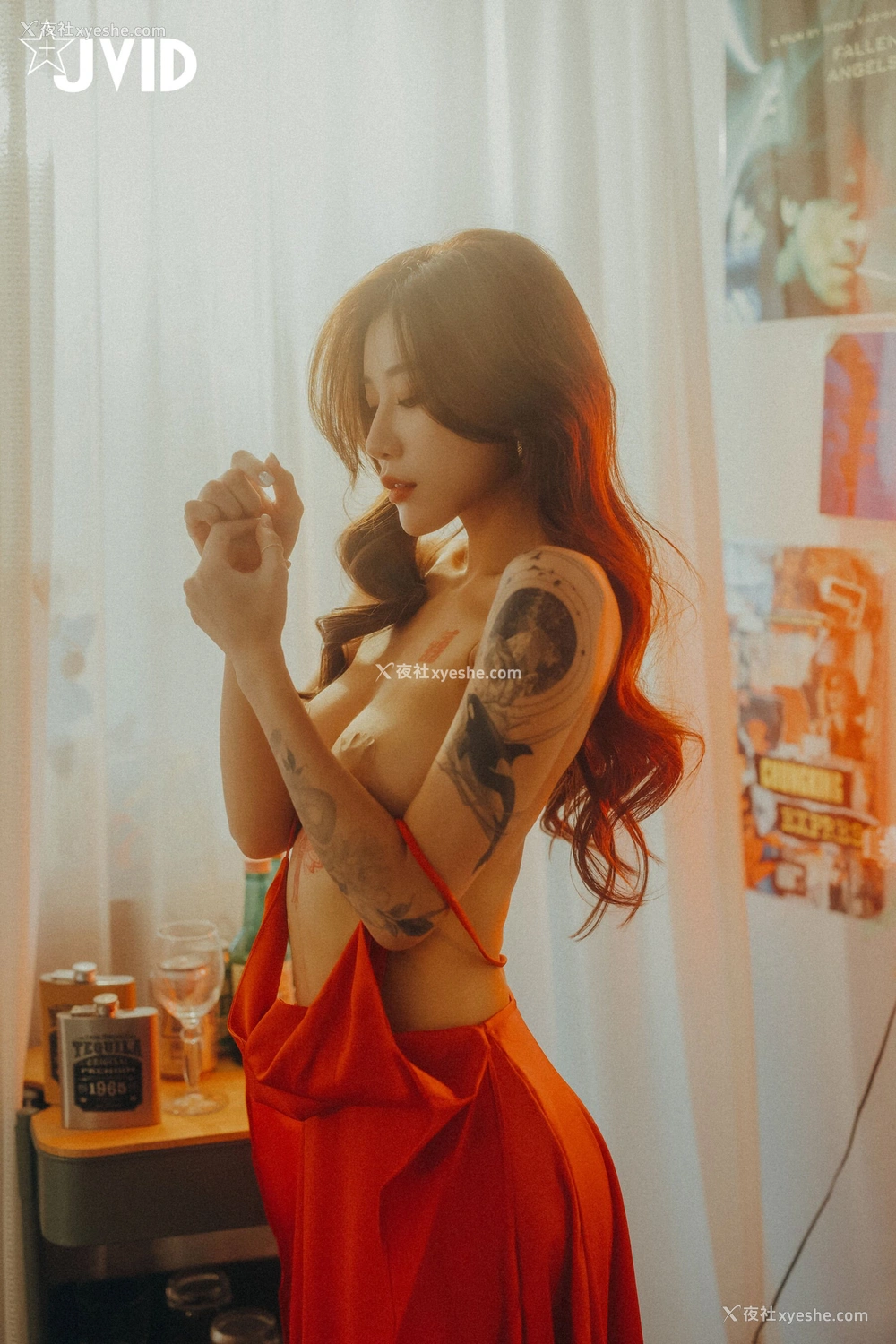 1P - Lara《激情邂逅》