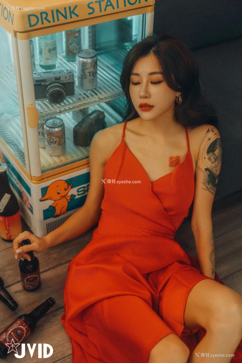 1P - Lara《激情邂逅》