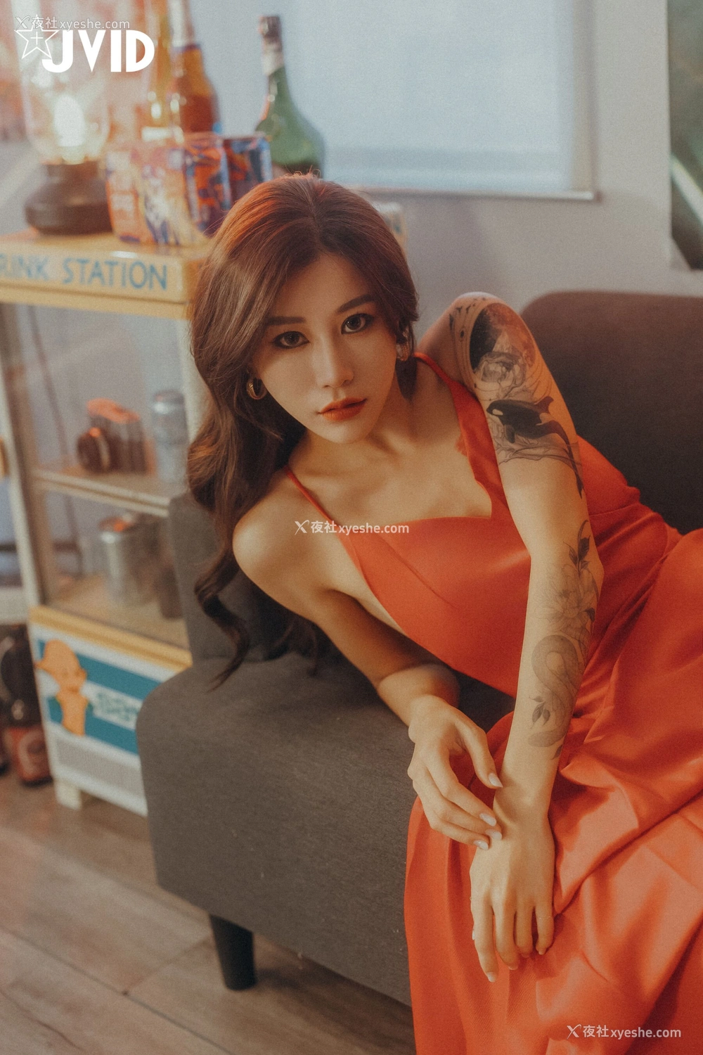 1P - Lara《激情邂逅》